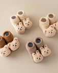 Anti-slip baby booties for newborn girls and boys with a cute bear design - Angelie