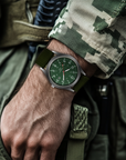 Reloj casual inspirado en relojes militares