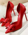 Chic Pumps with Bow Detail and Pointed Toe