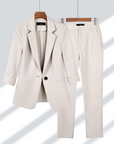 Elegant blazer and trousers set for women - Maria