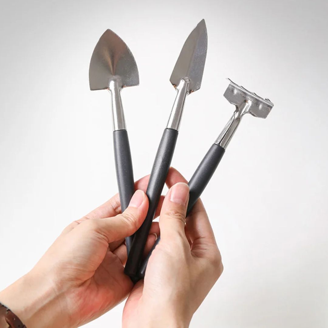 13-Piece Garden Planting Kit | Compact and Durable