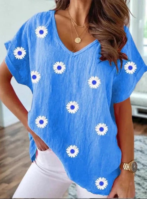 Ainara – Casual V-Neck T-Shirt with 3D Floral Print