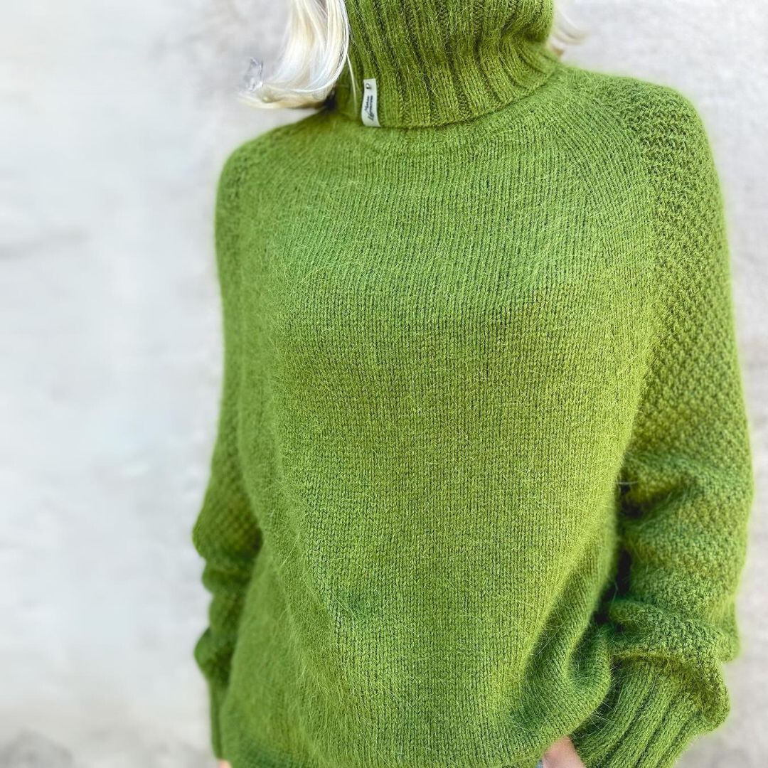 Albena – Elegant Roll Neck Jumper