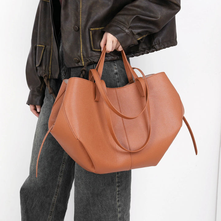 Albina - Stylish Leather Handbag