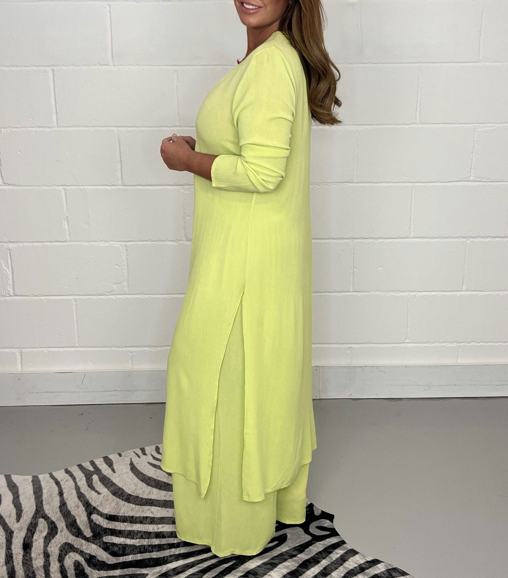 Alejandra - Casual V-Neck Two-Piece Set