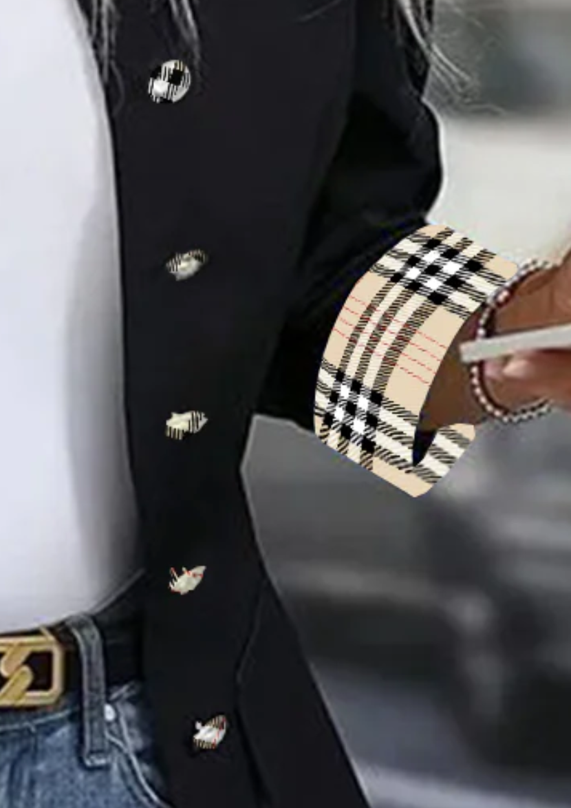 Amélee - Modern Black Checked Jacket with Long Sleeves