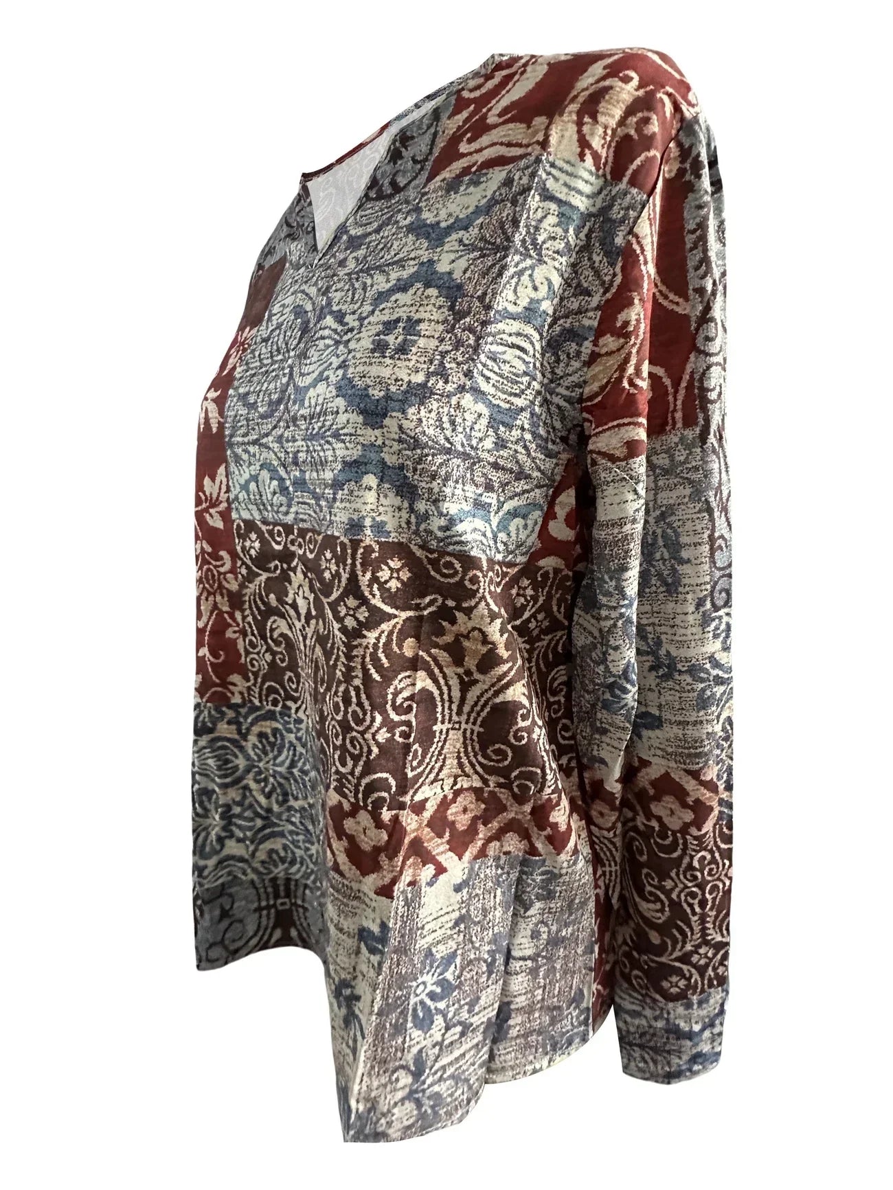 Amelia – Stylish V-Neck Blouse with Floral Print