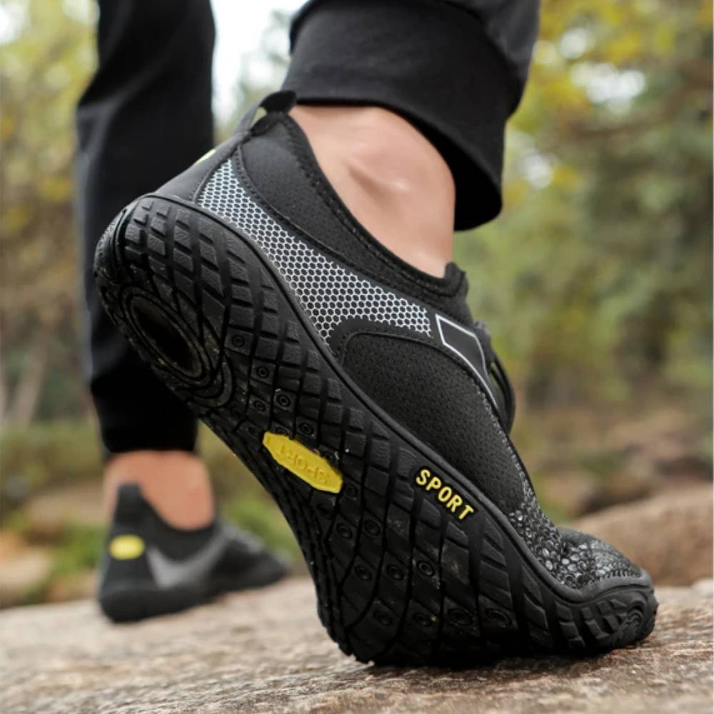 AquaFlex – Breathable Water Shoes for Summer & Active Adventures