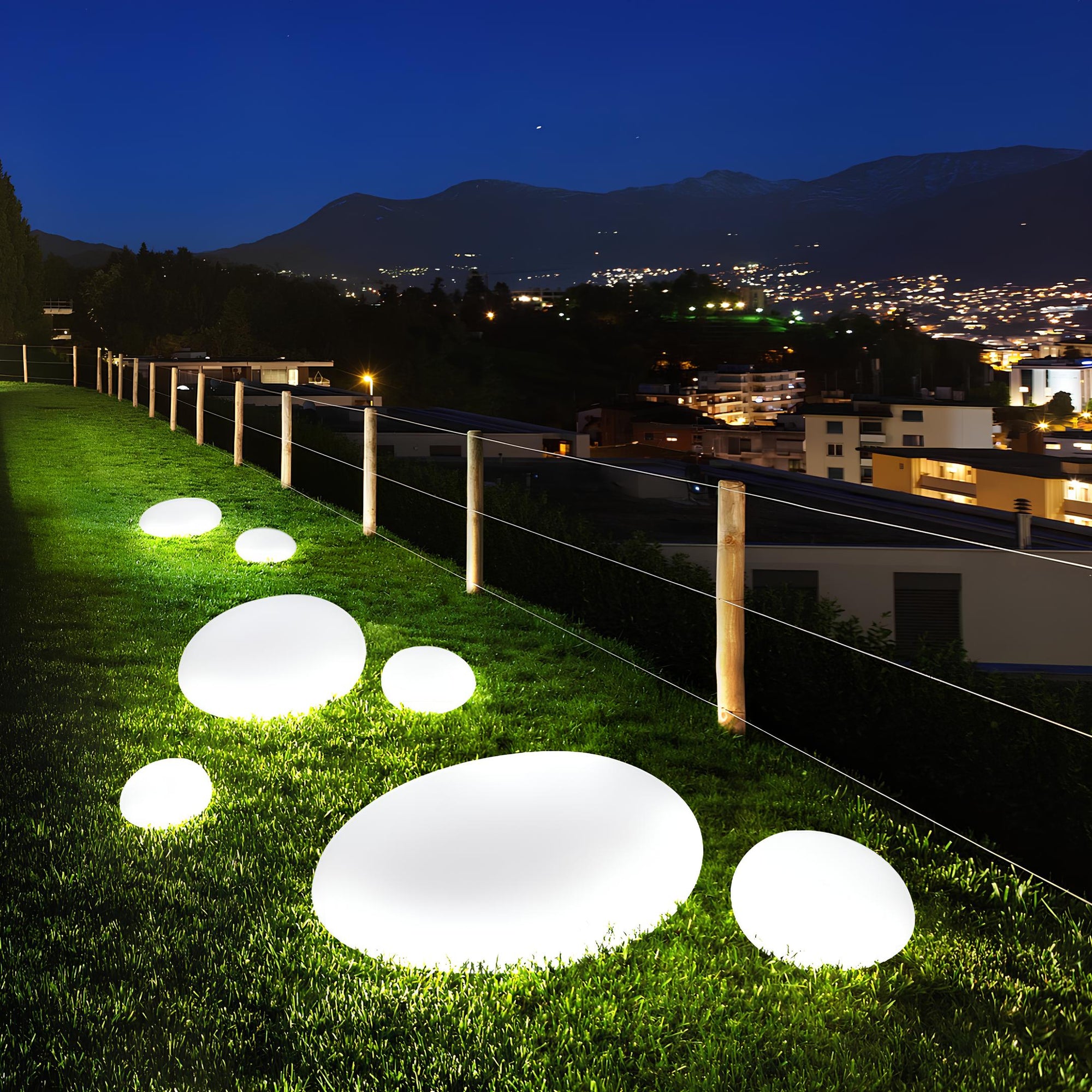 Atmospheric Wireless Garden Lamp - LumaStone