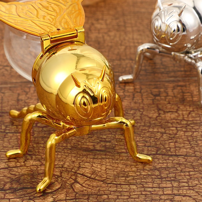 BeeCraft – Decorative Honey Jar in Bee Shape