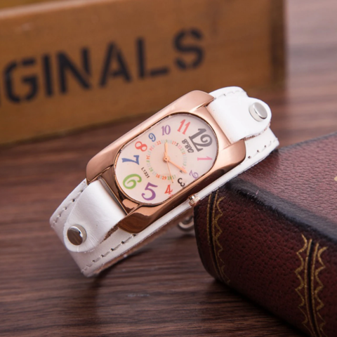 Belinda – Vintage Digital Watch