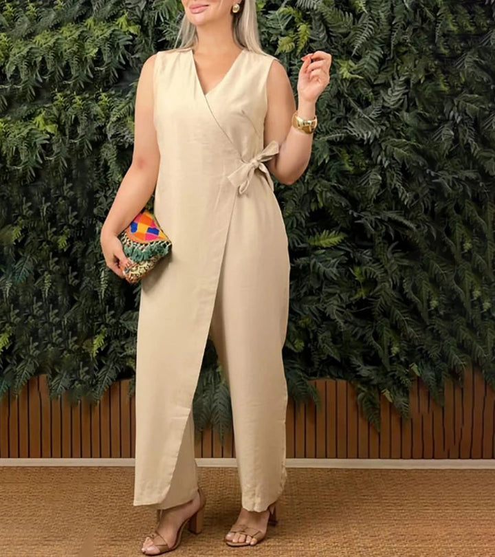 Betsy - Elegant Sleeveless Jumpsuit