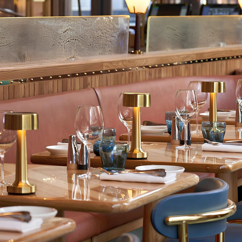 BrassGlow – Restaurant Bar Table Lamp