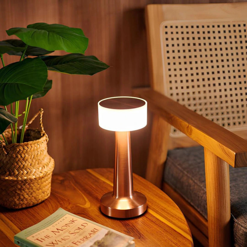 BrassGlow – Restaurant Bar Table Lamp