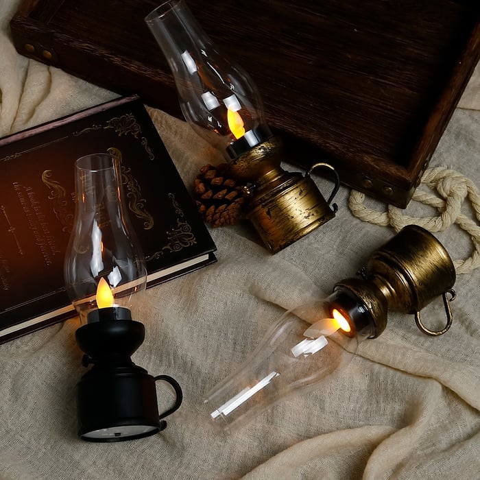CandleLight – LED Vintage Oil Lamp Electronic Swing Candle