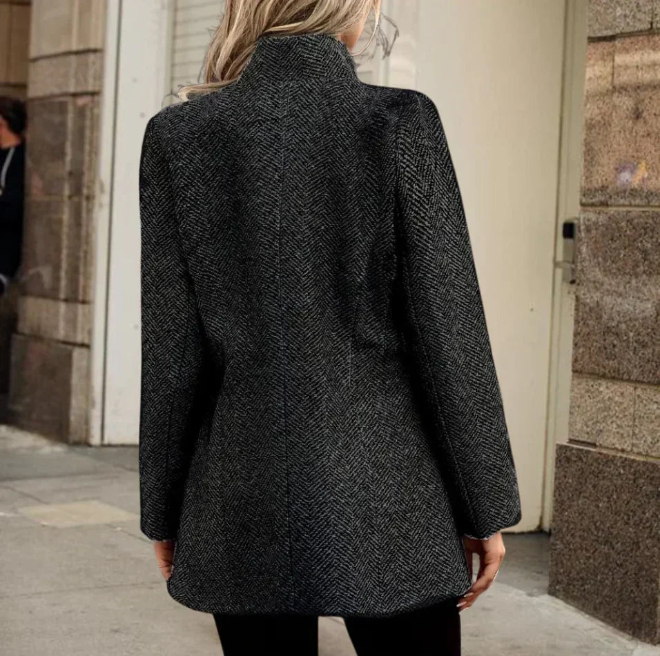 Carla – Stylish Ladies Blazer