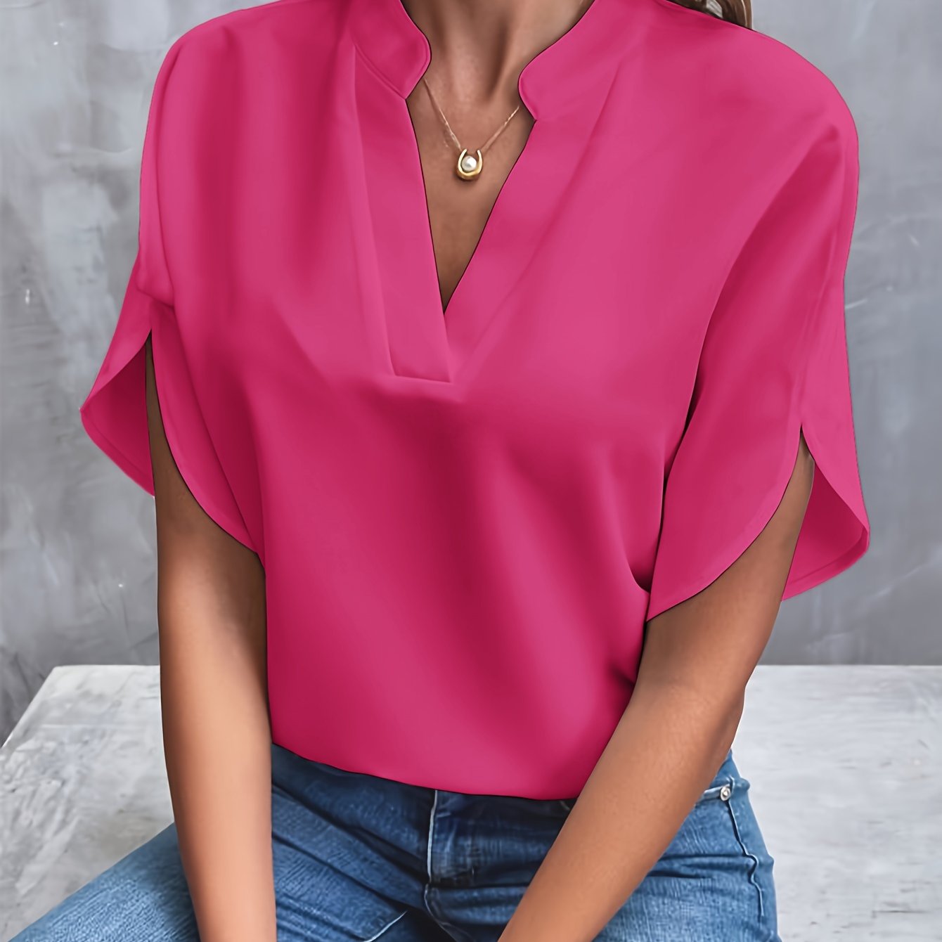 Carros - Light and Elegant Blouse