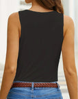 Celeste – Elegant Plus Size Tank Top with V-Neck and Wave Hem