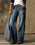 Classic High-Waist Jeans with Wide Legs - Karla