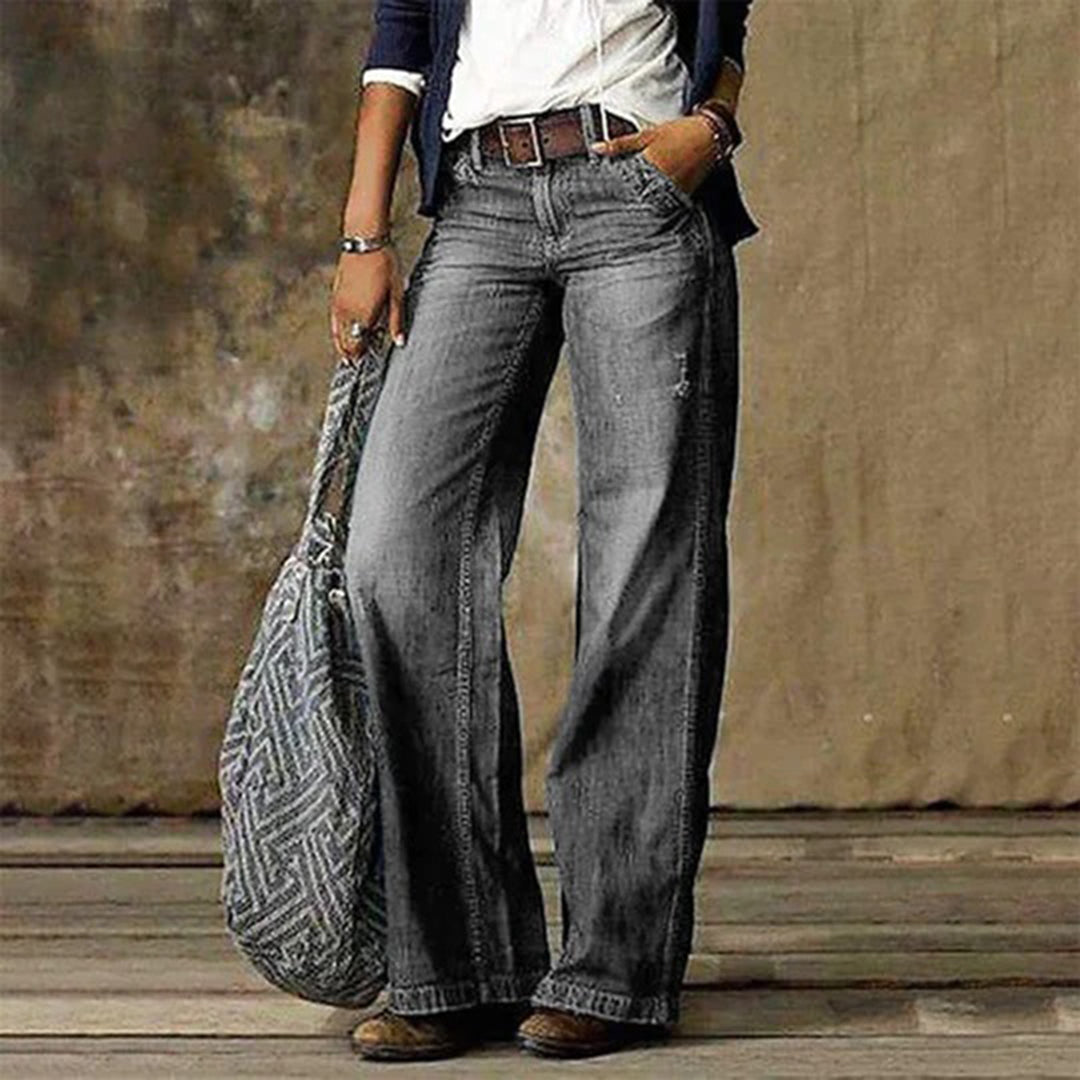 Classic High-Waist Jeans with Wide Legs - Karla
