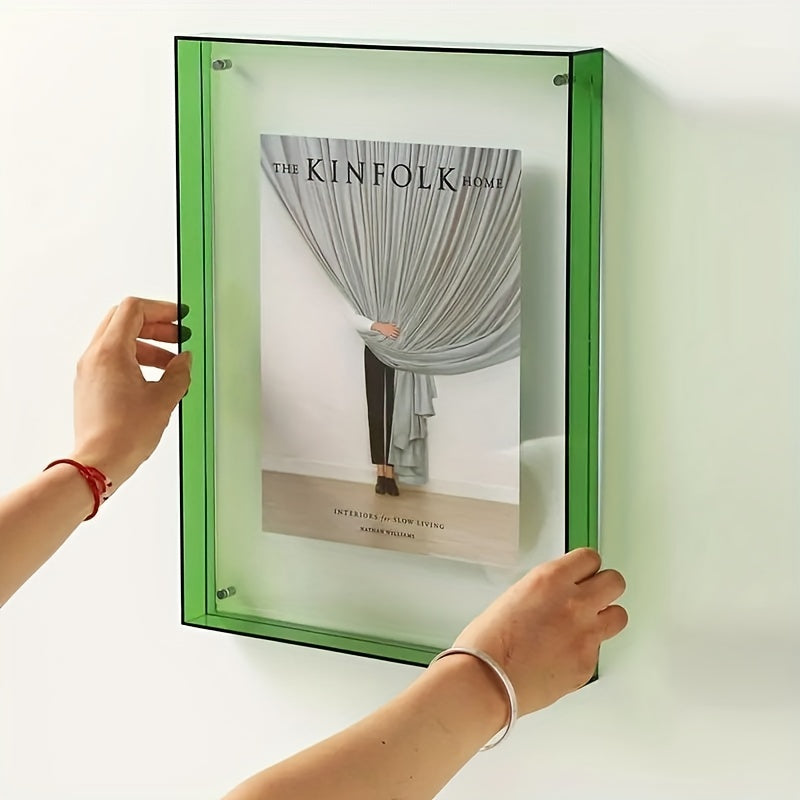 ClearView – Transparent Photo Frame