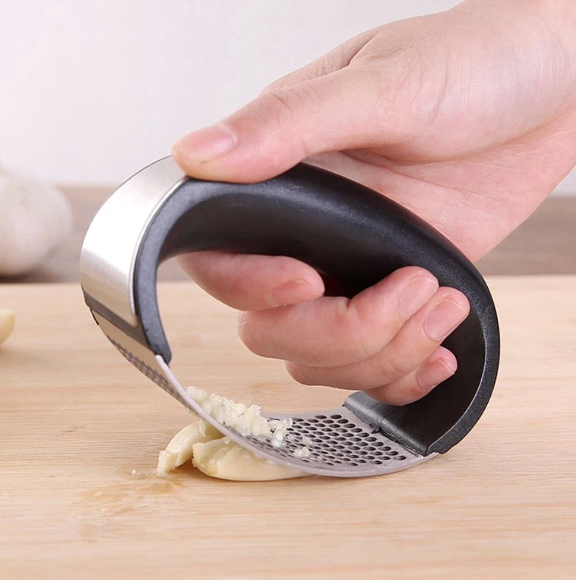Curved Stainless Steel Garlic Press | Your Favourite Kitchen Gadget