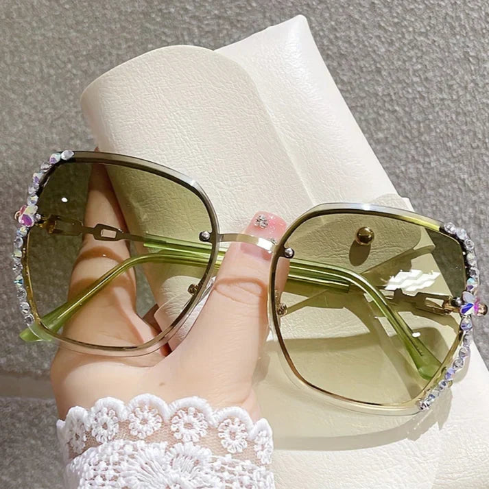 Dalis – Rimless Sunglasses with Sparkling Crystals