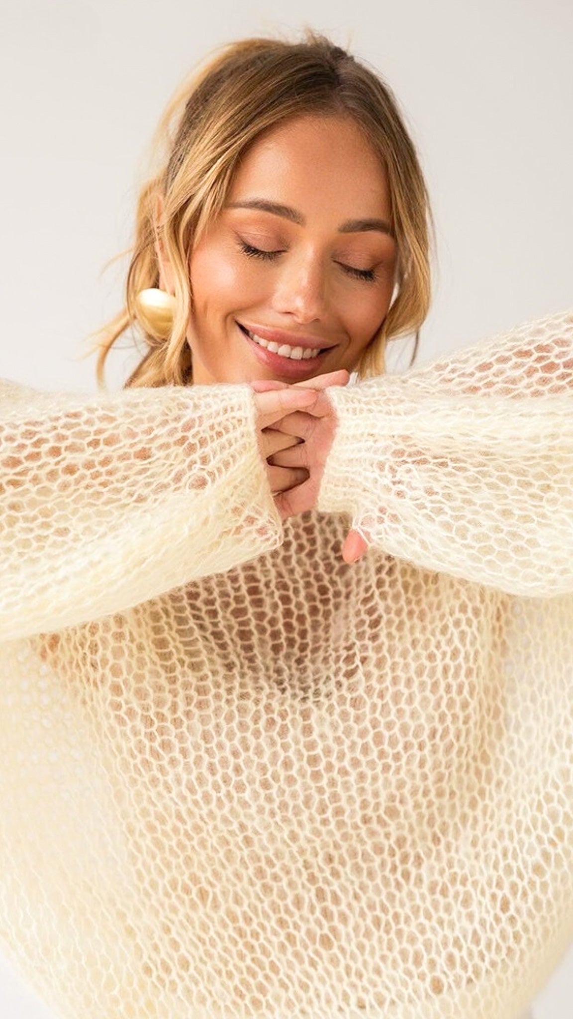 Daniela – Mesh Knit Sweater
