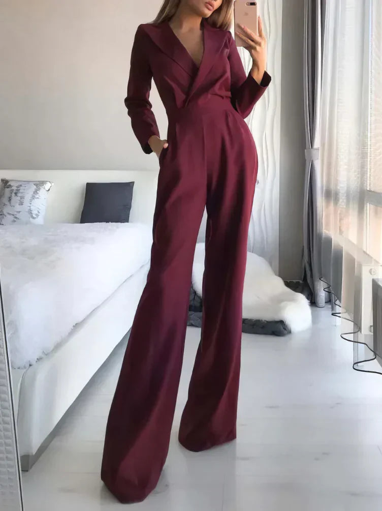 Elegant jumpsuit with long sleeves