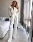 Elegant jumpsuit with long sleeves