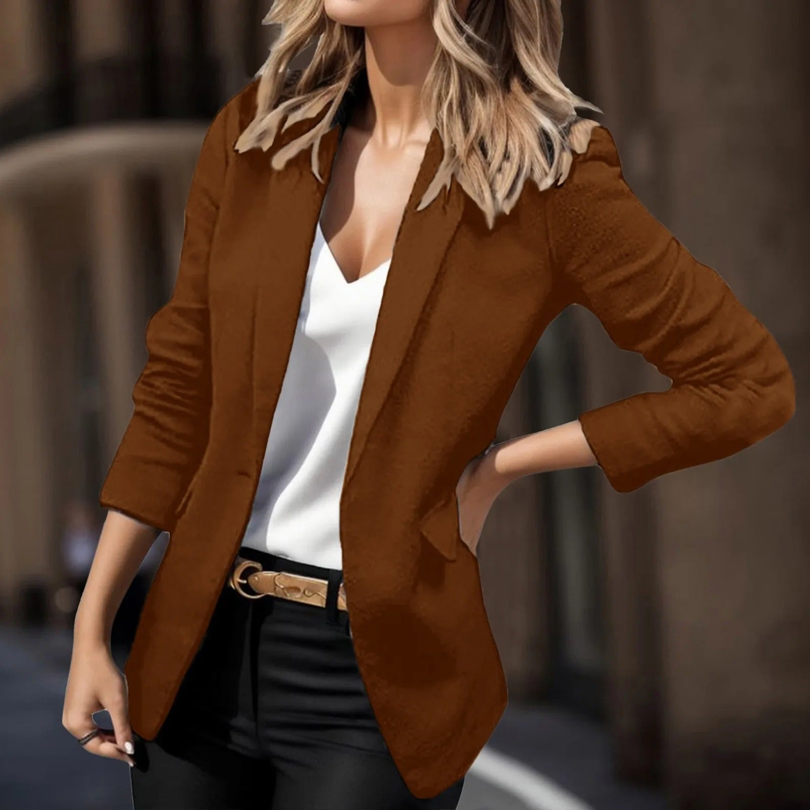 Eliora – Classic Ladies Blazer with a Modern Streetwear Twist
