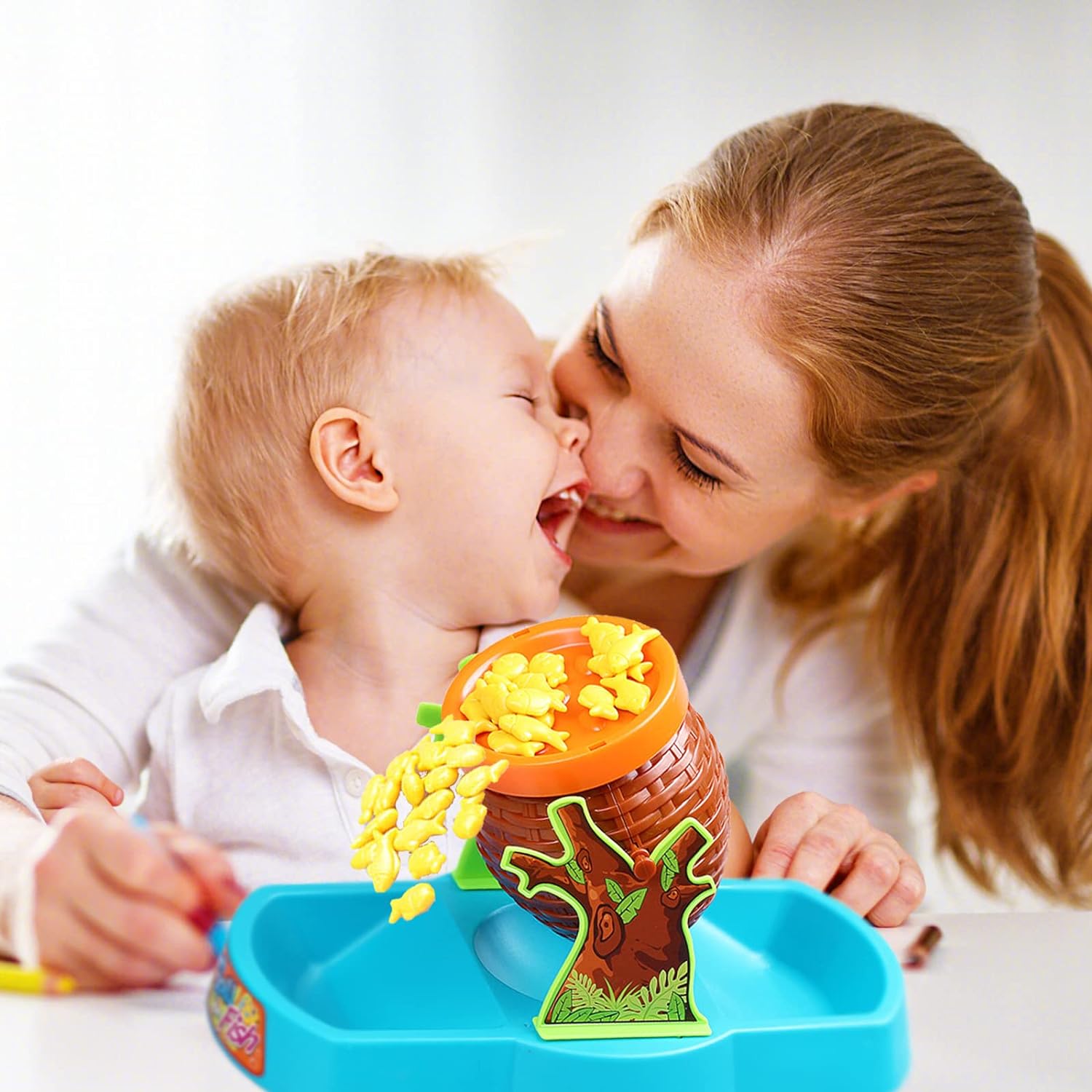 FishyFriends - Don't Let the Fish Fall Down: A Child's Play for the Family