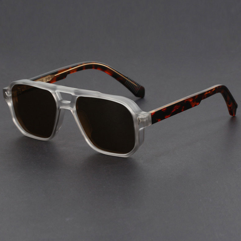 Kieran – Sunglasses with Two-Tone Frame and Square Shape