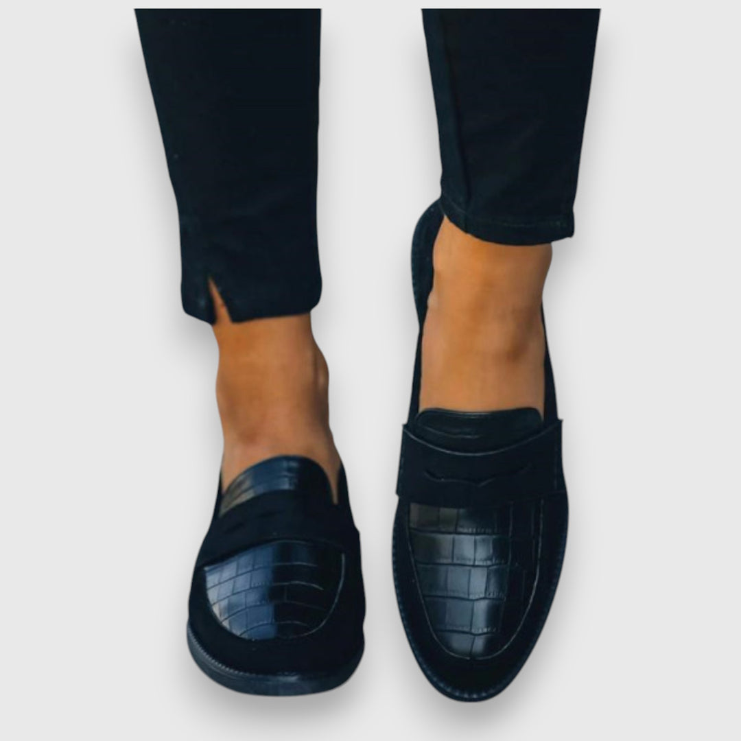 Liny - Loafer with Crocodile Pattern