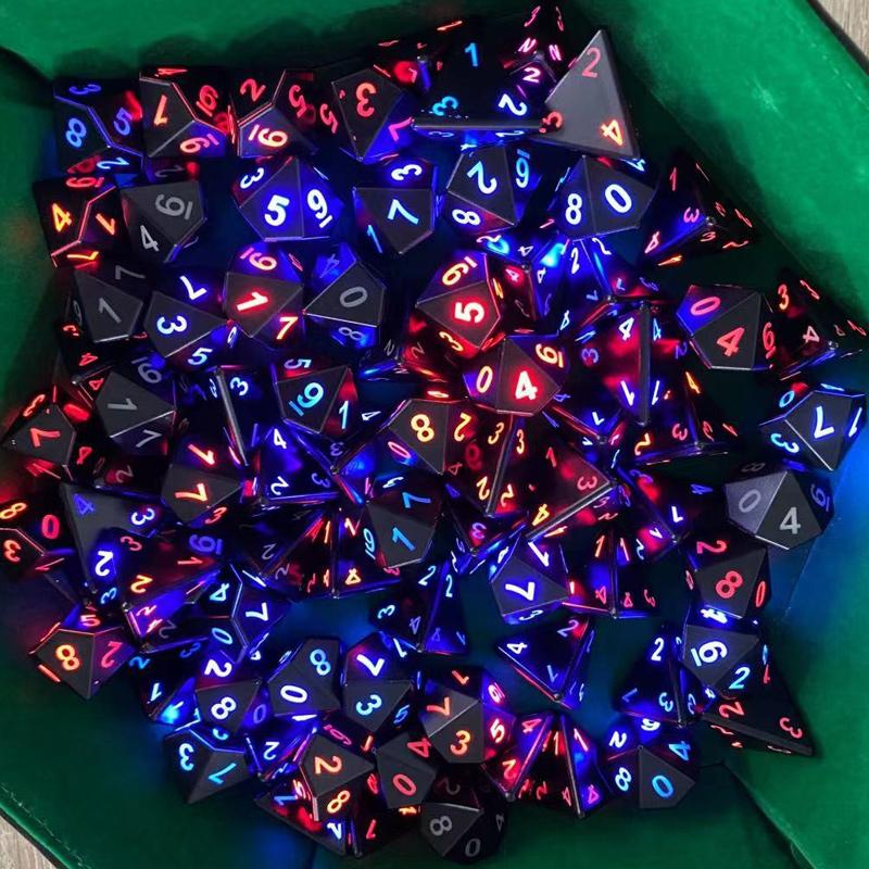 LumiDice - Glow Dice Set for Role-playing Games (7 pieces)