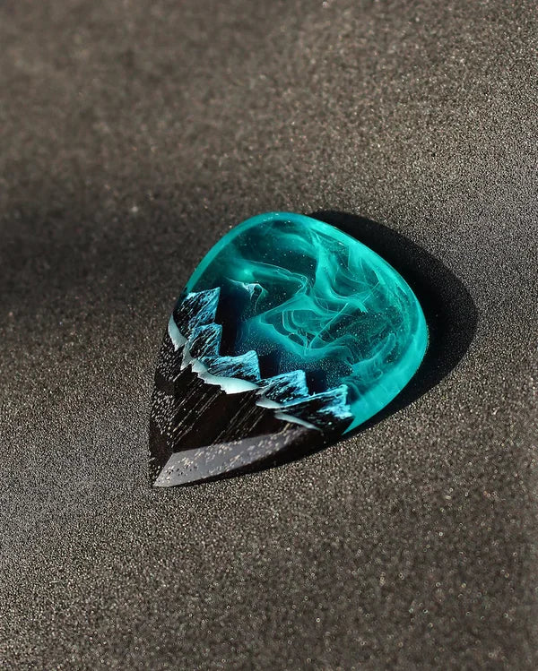 Northern Lights Guitar Plectrum