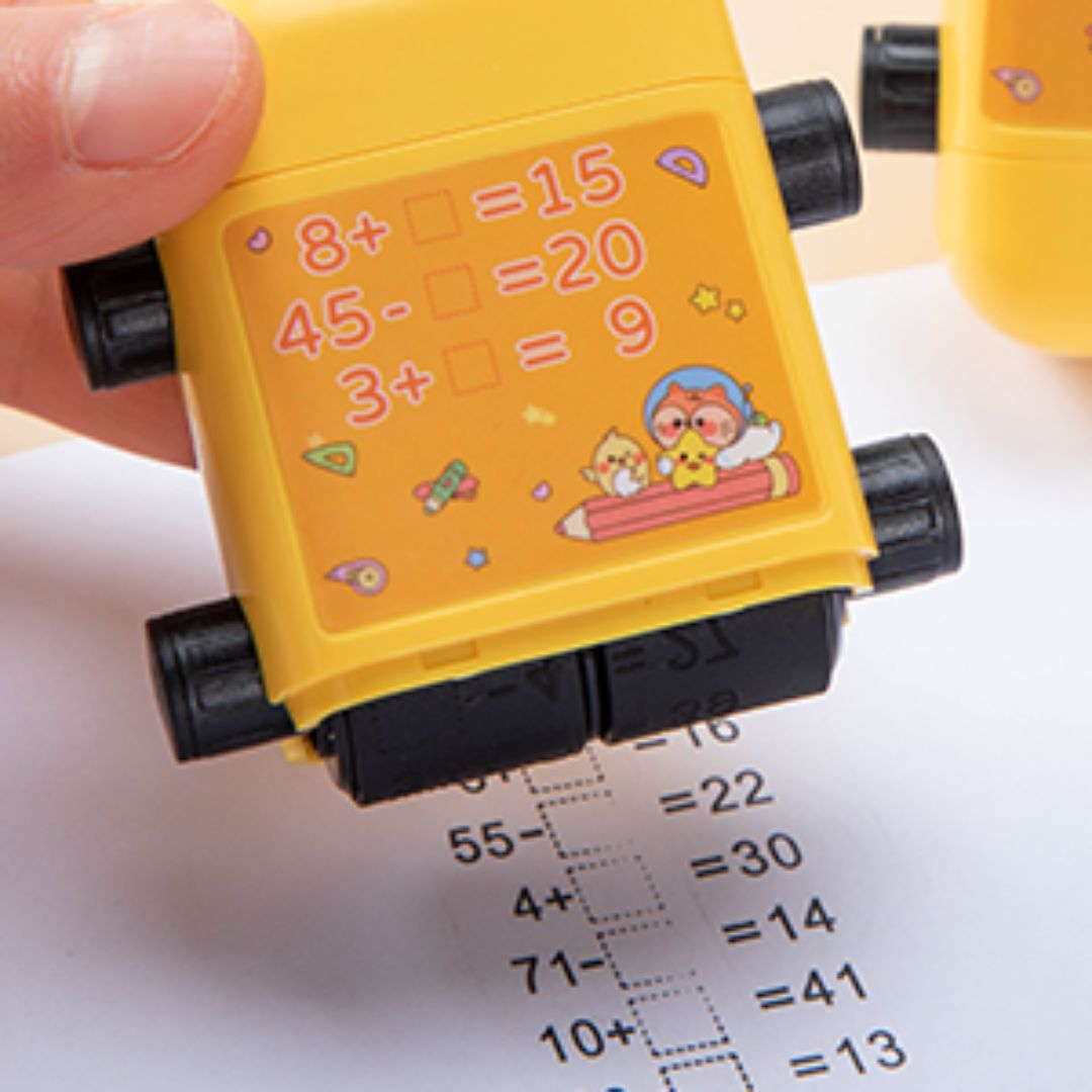NuméRacer Duo - Mathematically Challenging Educational Game for Children