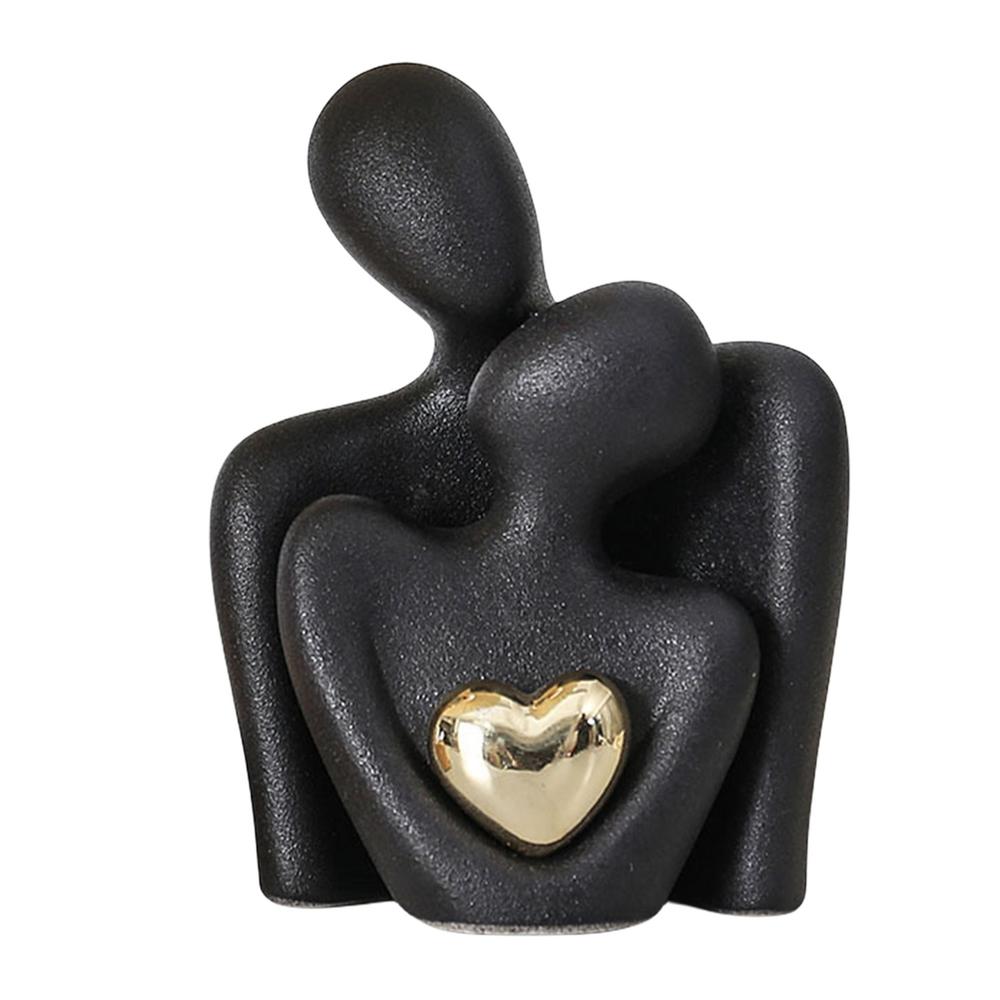 SculptedLove – Elegant Sculpture of Love