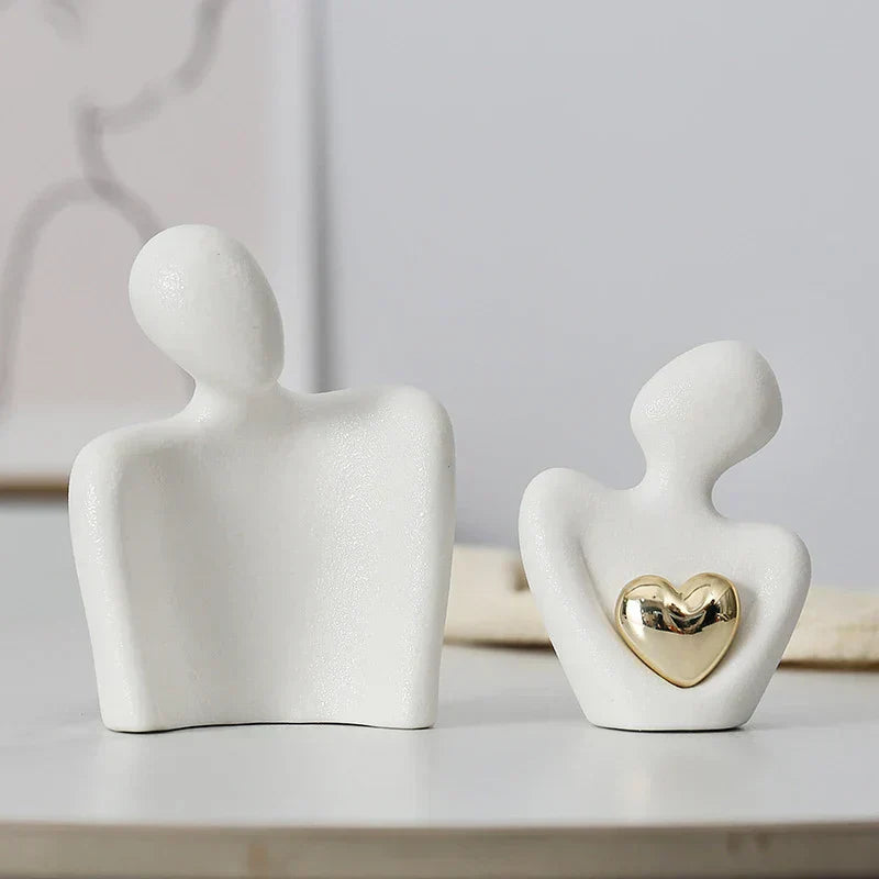 SculptedLove – Elegant Sculpture of Love