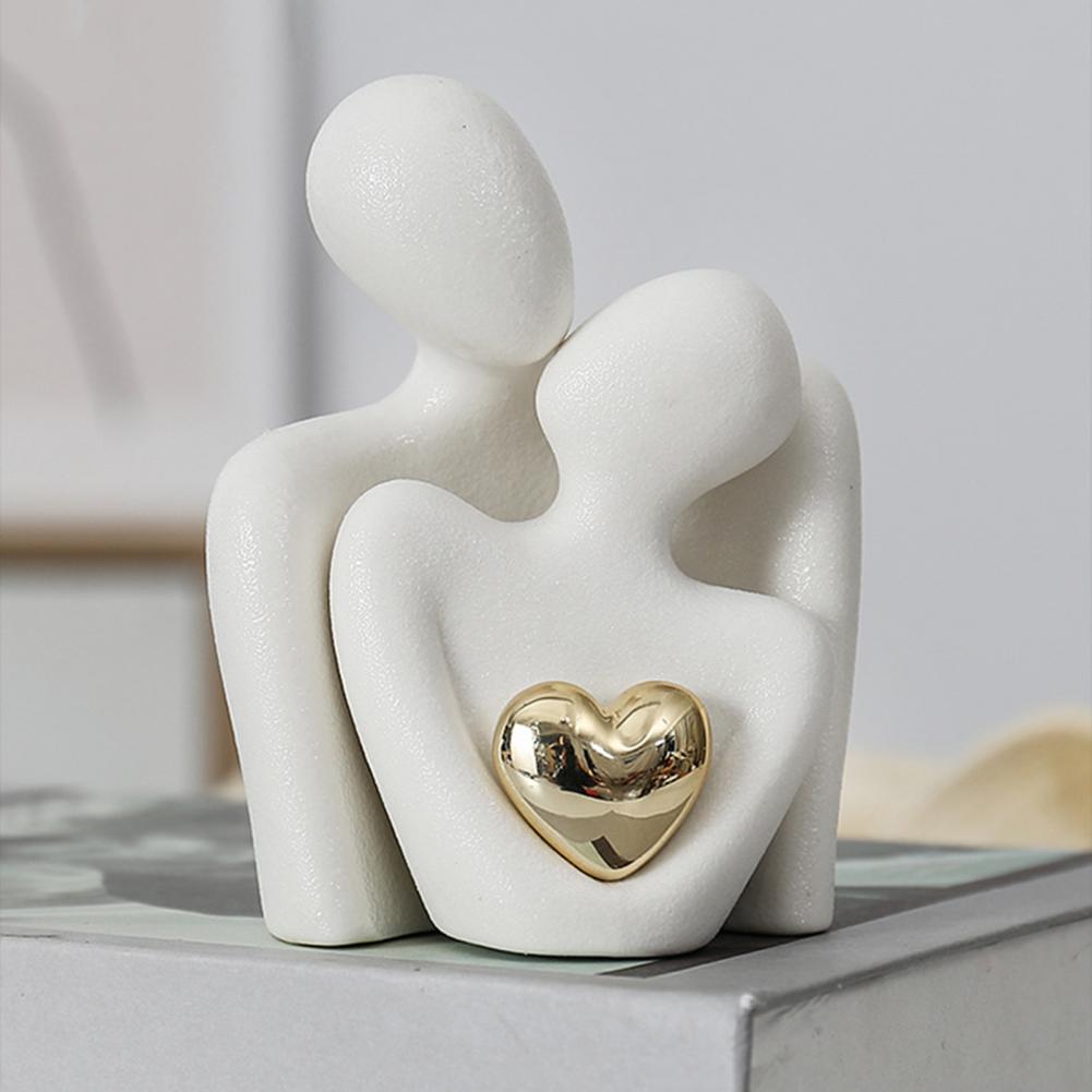 SculptedLove – Elegant Sculpture of Love